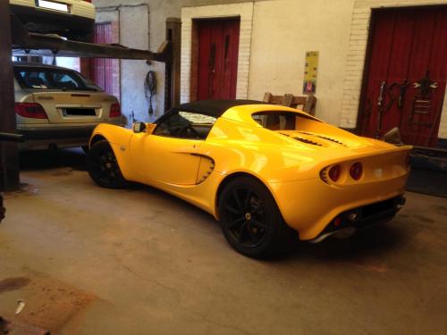 LOTUS ELISE - changement des 4 bougie d'allumage et de leurs bobines, changement de la distribution ainsi que la pompe a eau